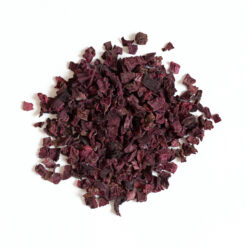 Alternative view of Gobelet Fraise rempli de betterave et de granulés de foin de fléole